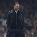 Liam Rosenior lên tiếng: 'Tôi không ngạc nhiên khi bị chất vấn chiến thuật thua Arsenal' 1