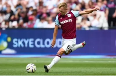 HLV Burnley Kích Nổ Bom Tấn: Tân Binh Được Giao Nhiệm Vụ 'Xóa Sổ' Kỷ Lục Huyền Thoại David Beckham 1